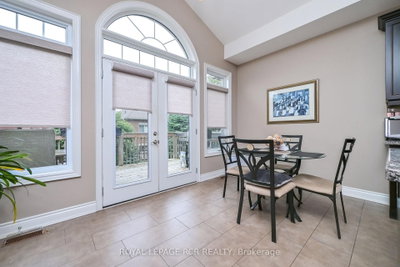 32 Hillcrest Drive • New Tecumseth, ON photo 8
