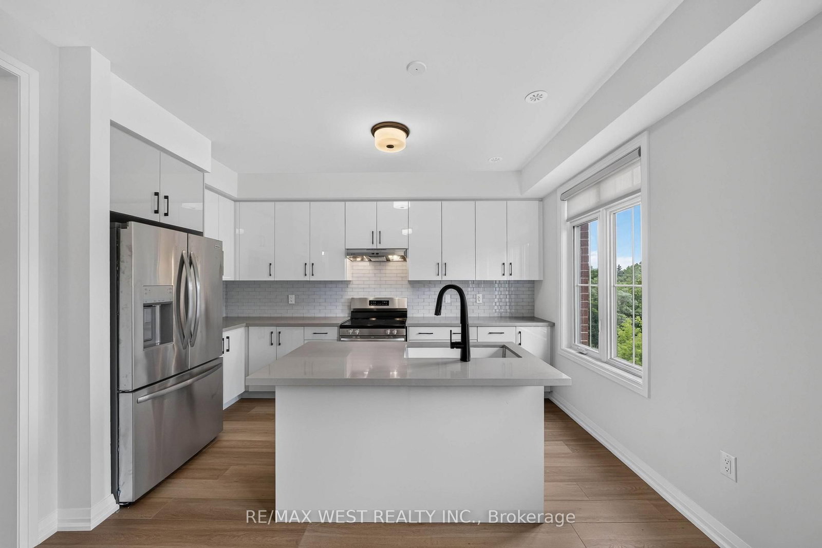 3 John Carter Way • Markham, ON photo 4