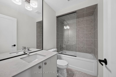 3 John Carter Way • Markham, ON photo 9