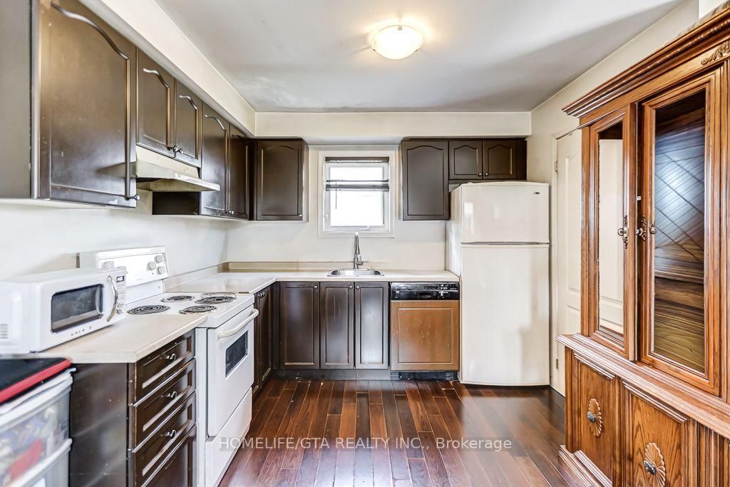 19 Wagon Works Street • Markham, ON photo 34