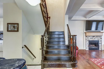 19 Wagon Works Street • Markham, ON photo 8