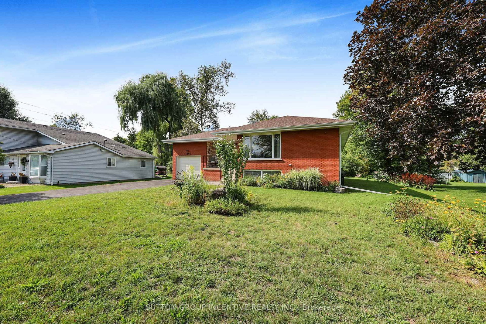 1006 Lebanon Drive • Innisfil, ON photo 4