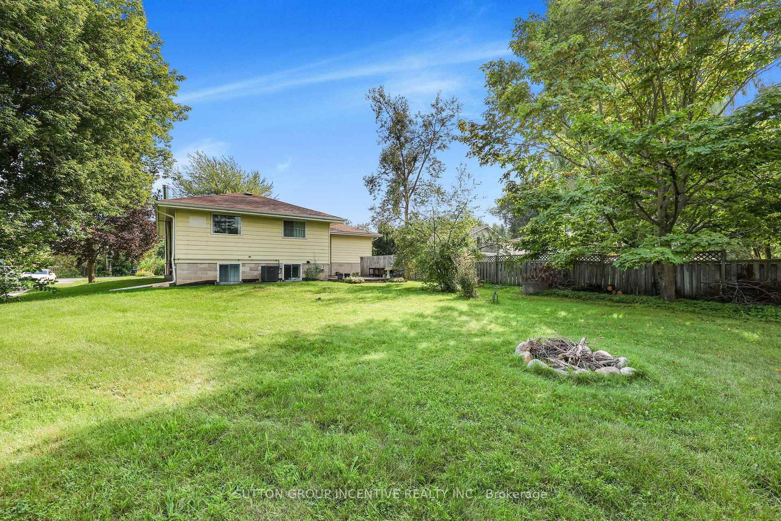 1006 Lebanon Drive • Innisfil, ON photo 45