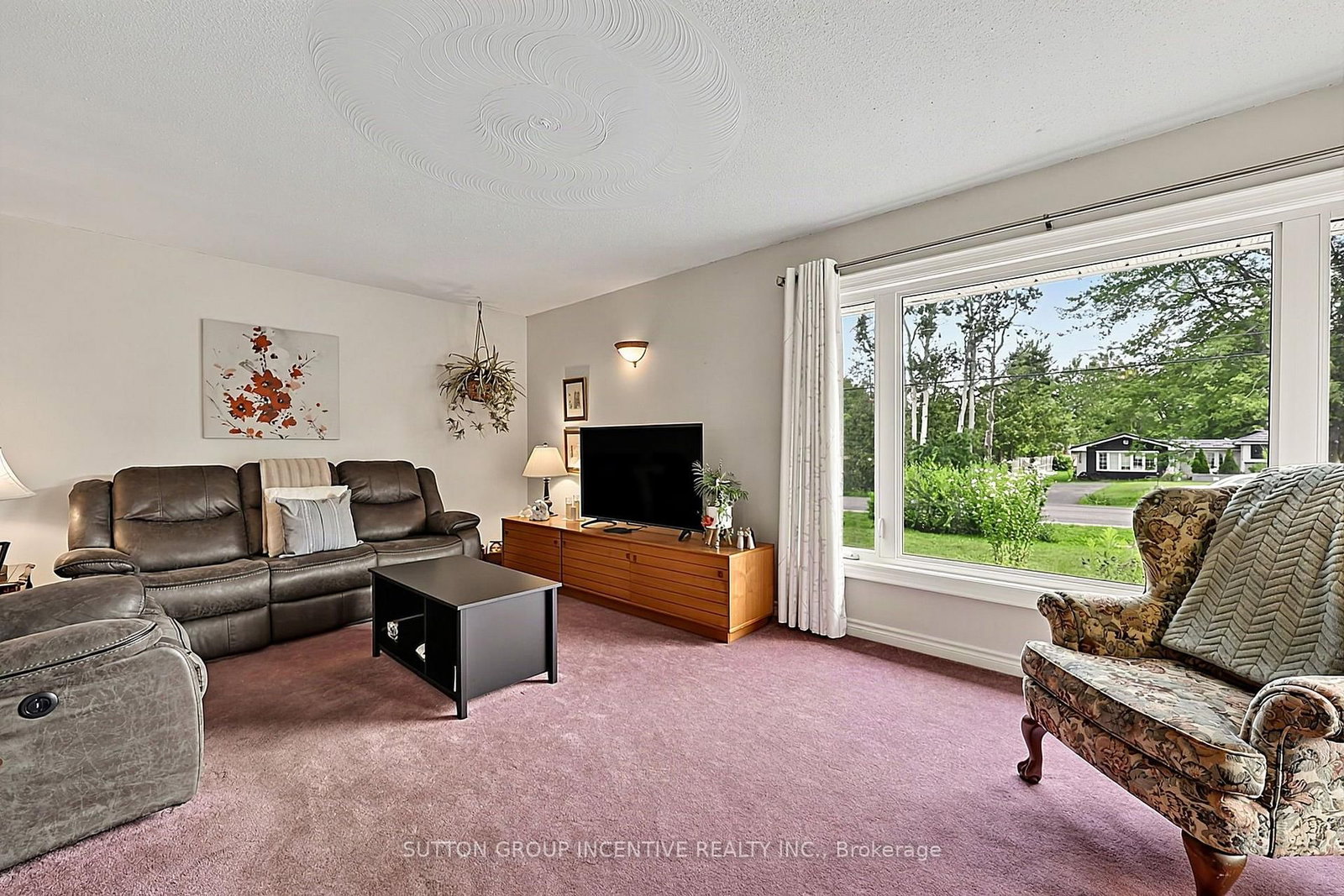 1006 Lebanon Drive • Innisfil, ON photo 8