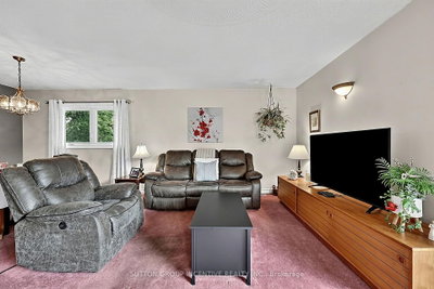 1006 Lebanon Drive • Innisfil, ON photo 9