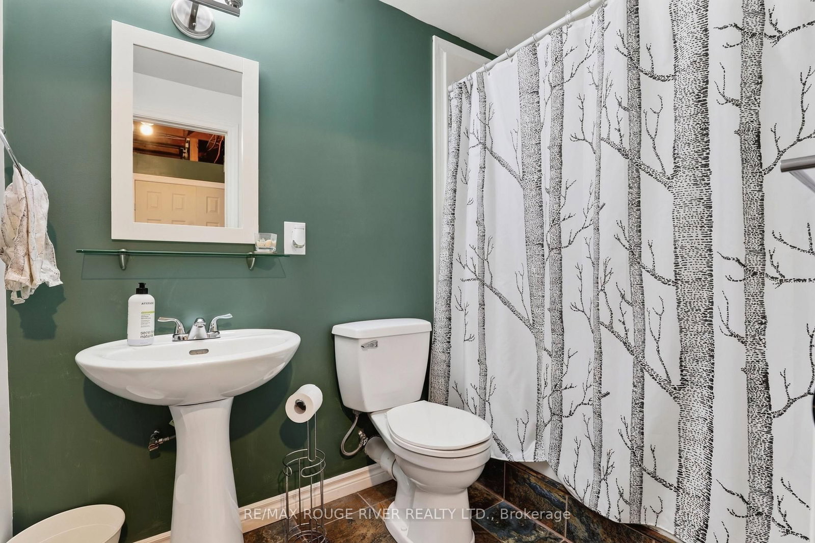 33 Creek Drive • Georgina, ON photo 36