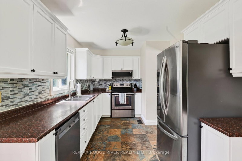 33 Creek Dr photo 4