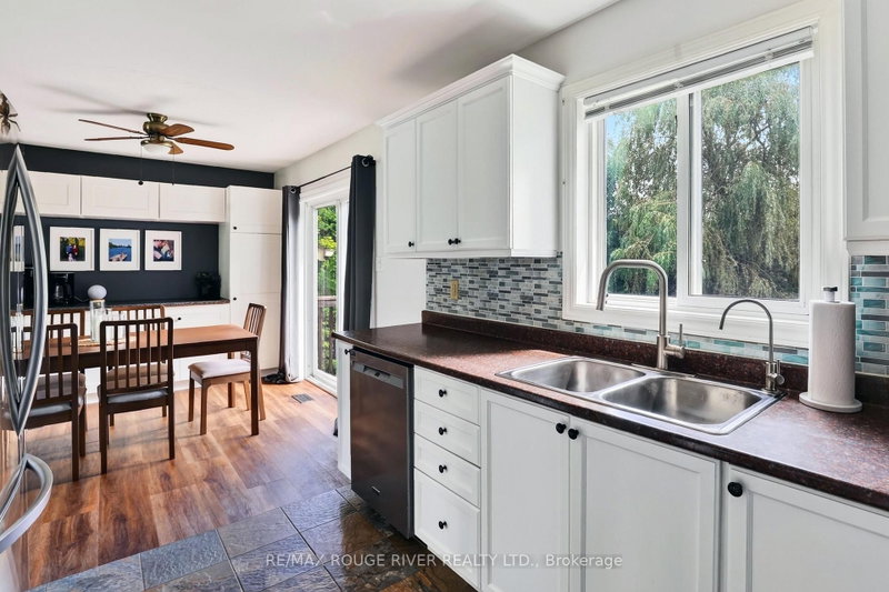33 Creek Dr photo 5