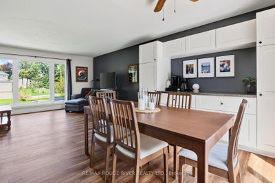 33 Creek Drive • Georgina, ON photo 8