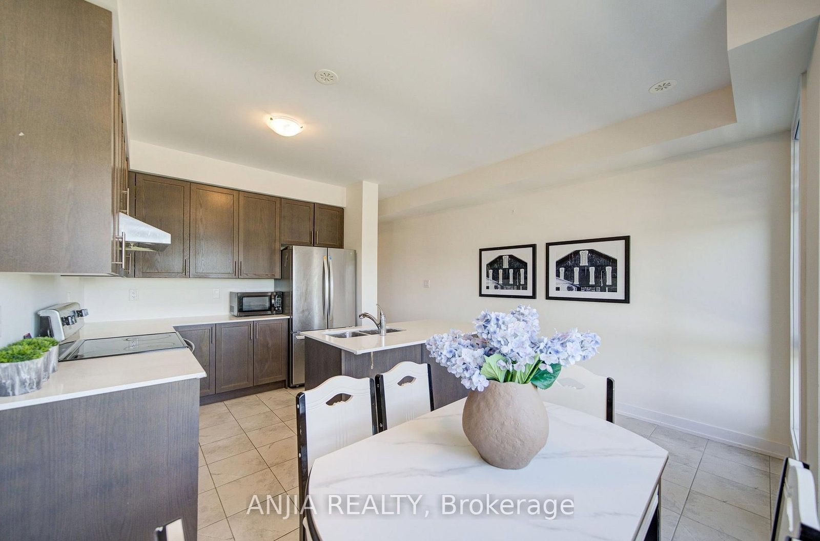 83 Mikayla Lane • Markham, ON photo 16