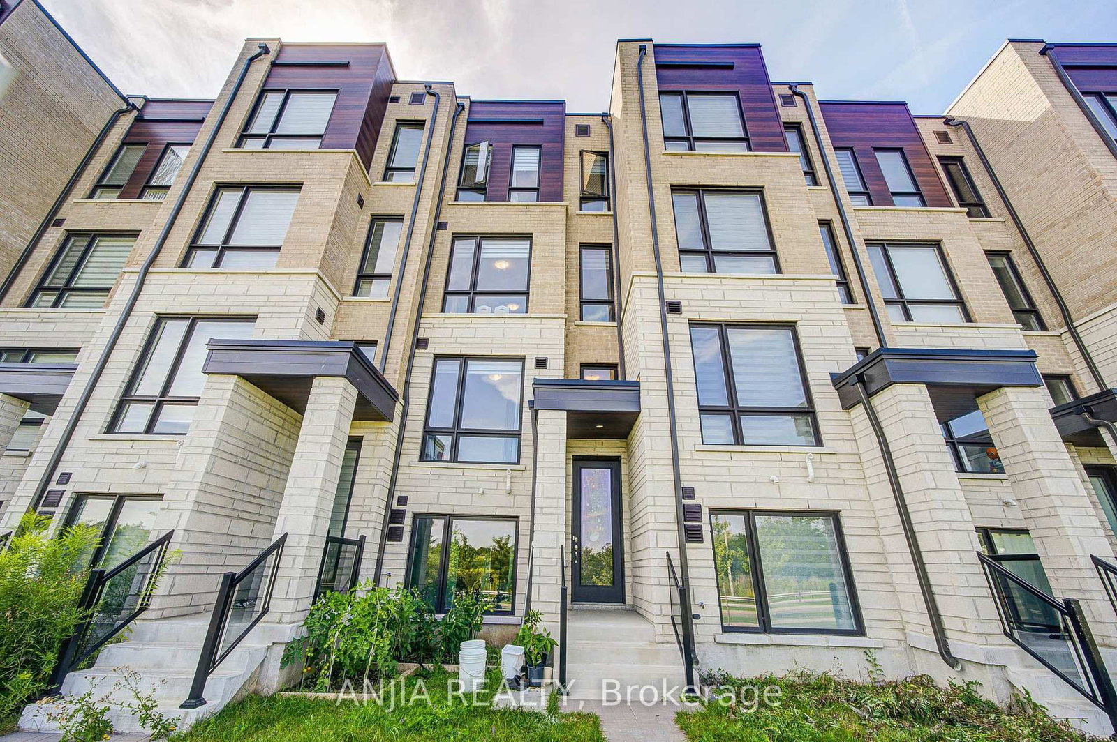 83 Mikayla Lane • Markham, ON photo 36