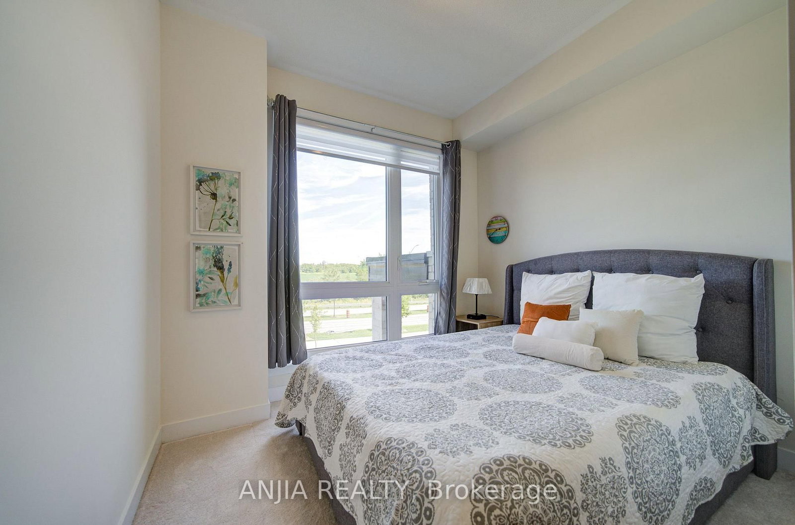 83 Mikayla Lane • Markham, ON photo 8