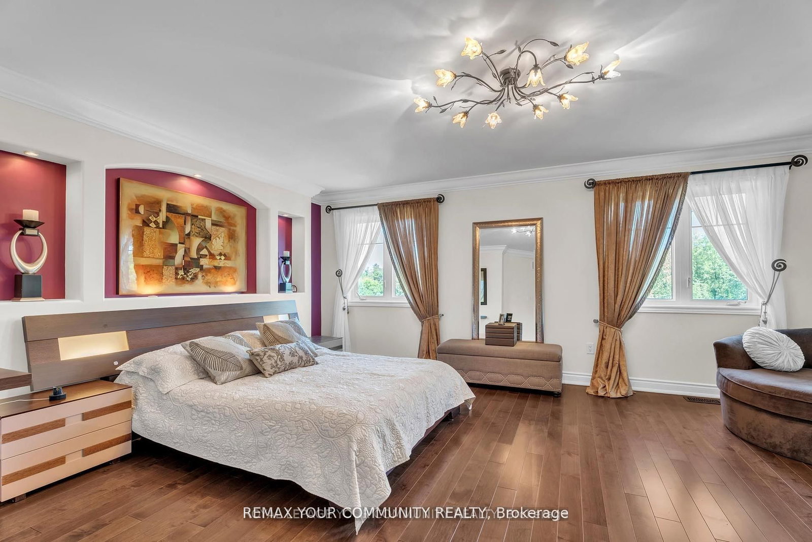35 Vandervoort Drive • Richmond Hill, ON photo 17