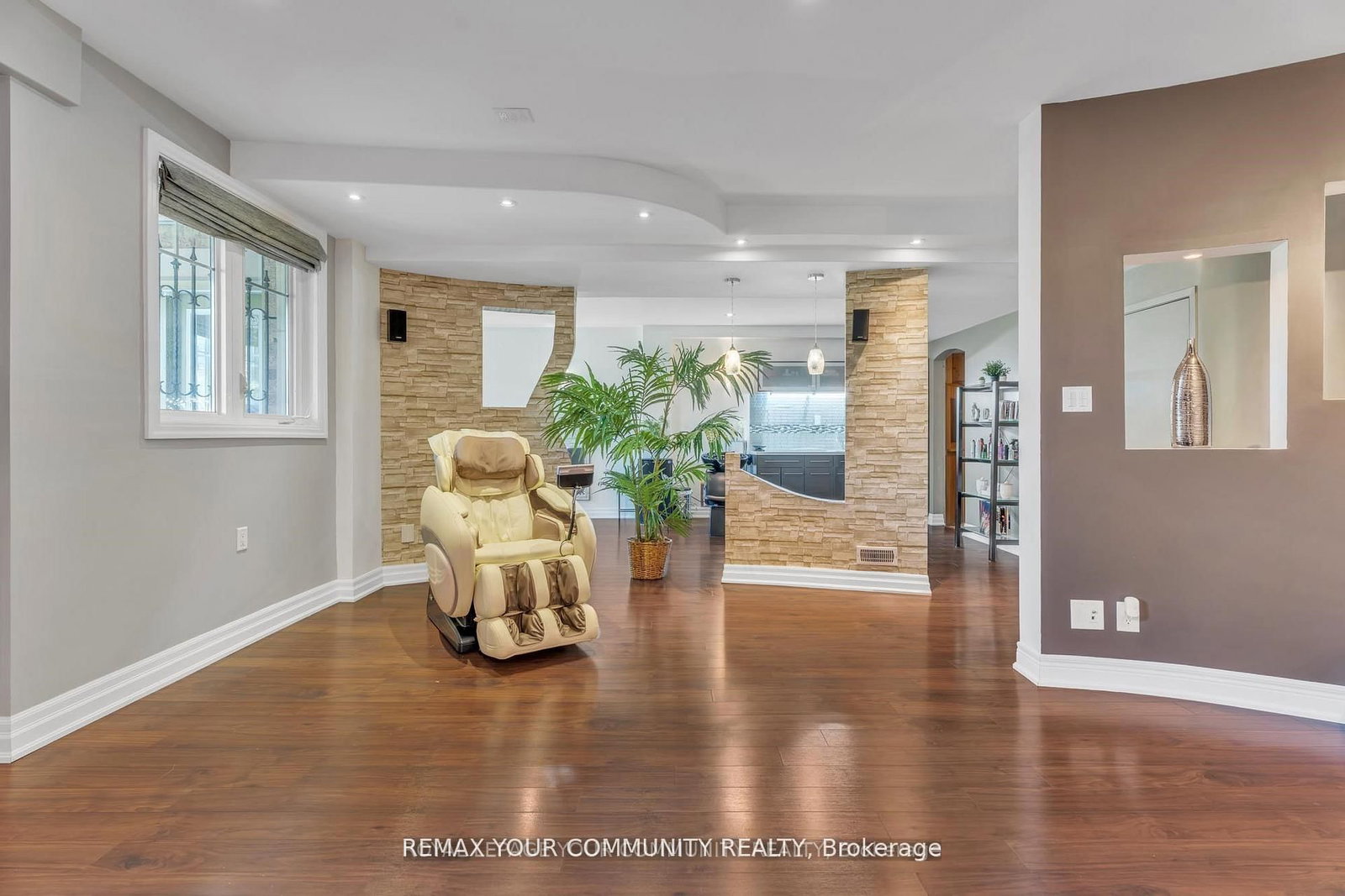 35 Vandervoort Drive • Richmond Hill, ON photo 36