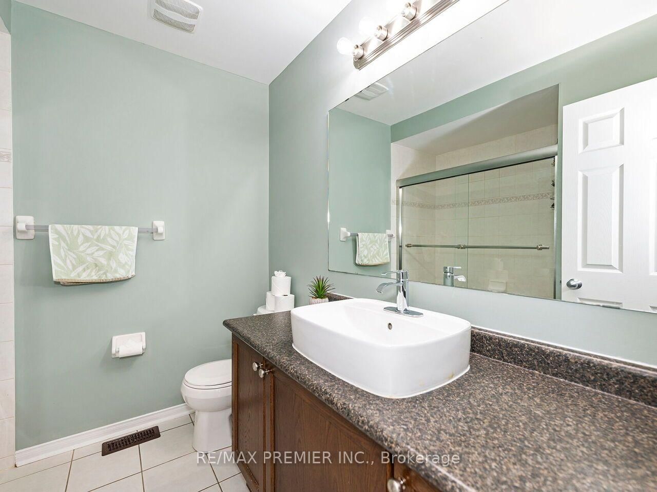 183 Aishford Road • Bradford West Gwillimbury, ON photo 37
