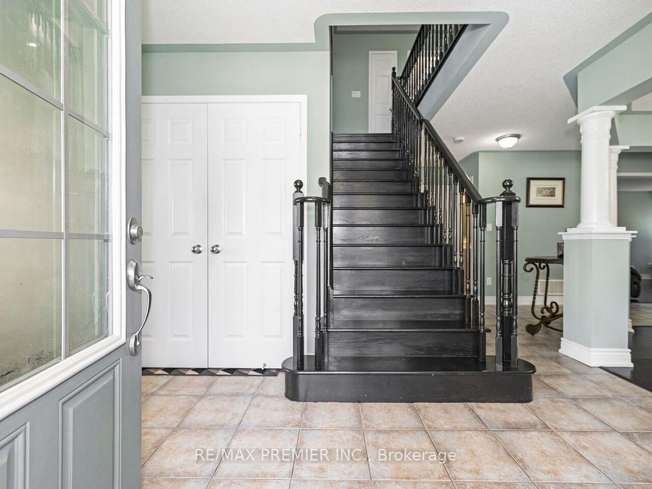 183 Aishford Road • Bradford West Gwillimbury, ON photo 6