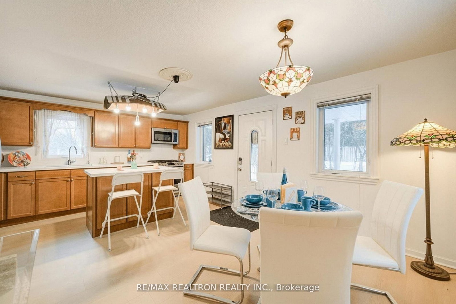 357 Baldwin Road • Georgina, ON photo 3