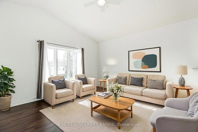 38 Linden Lane • Innisfil, ON photo 5