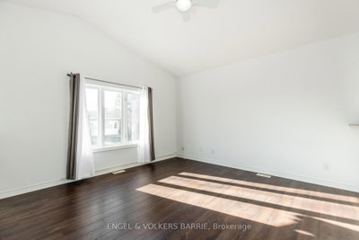 38 Linden Lane • Innisfil, ON photo 6