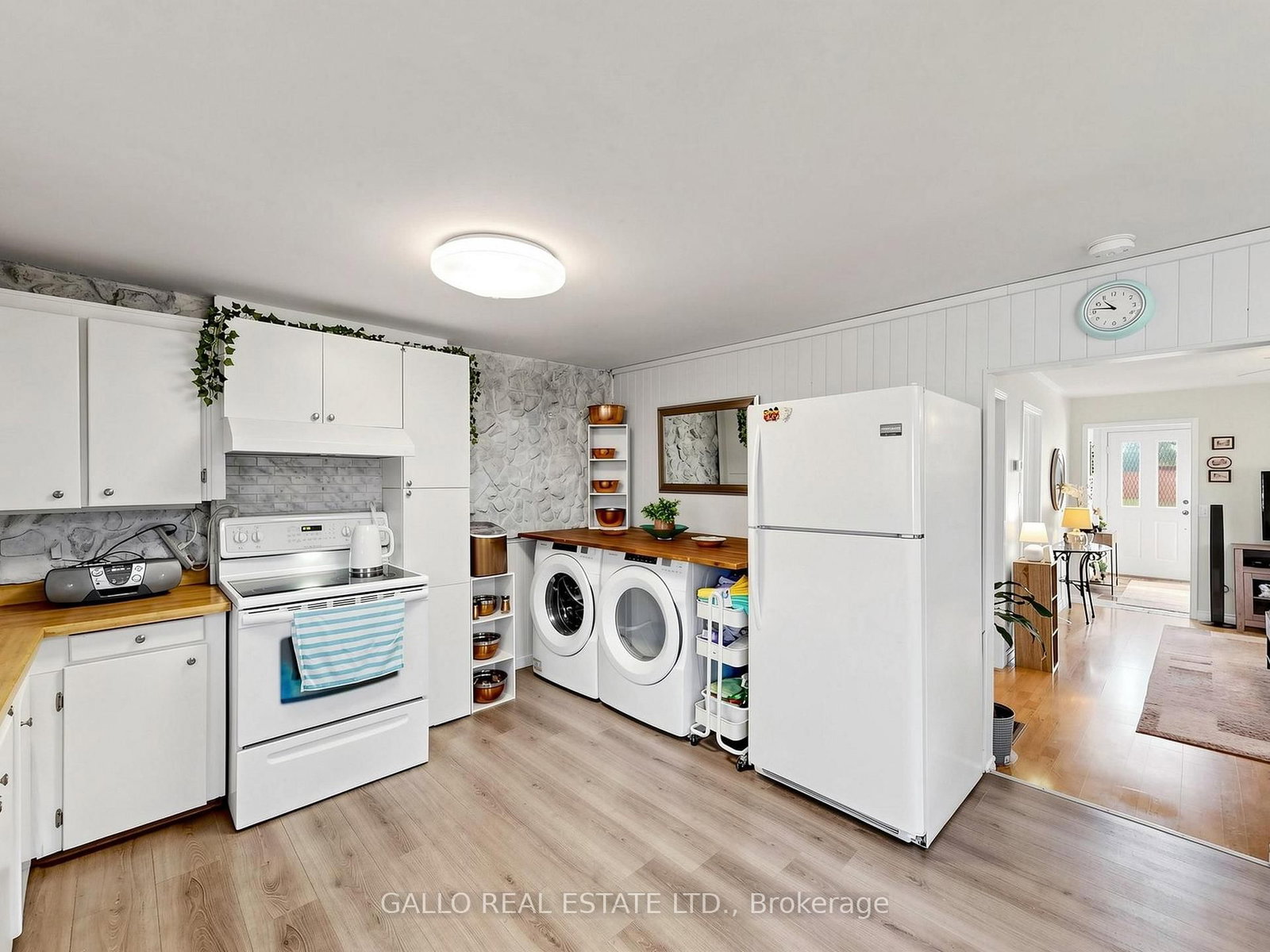 68 Valley Road • Whitchurch-Stouffville, ON photo 9