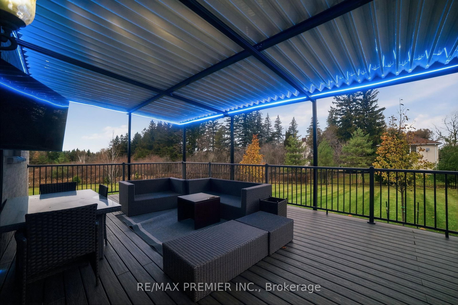 2180 King Vaughan Road • Vaughan, ON photo 10