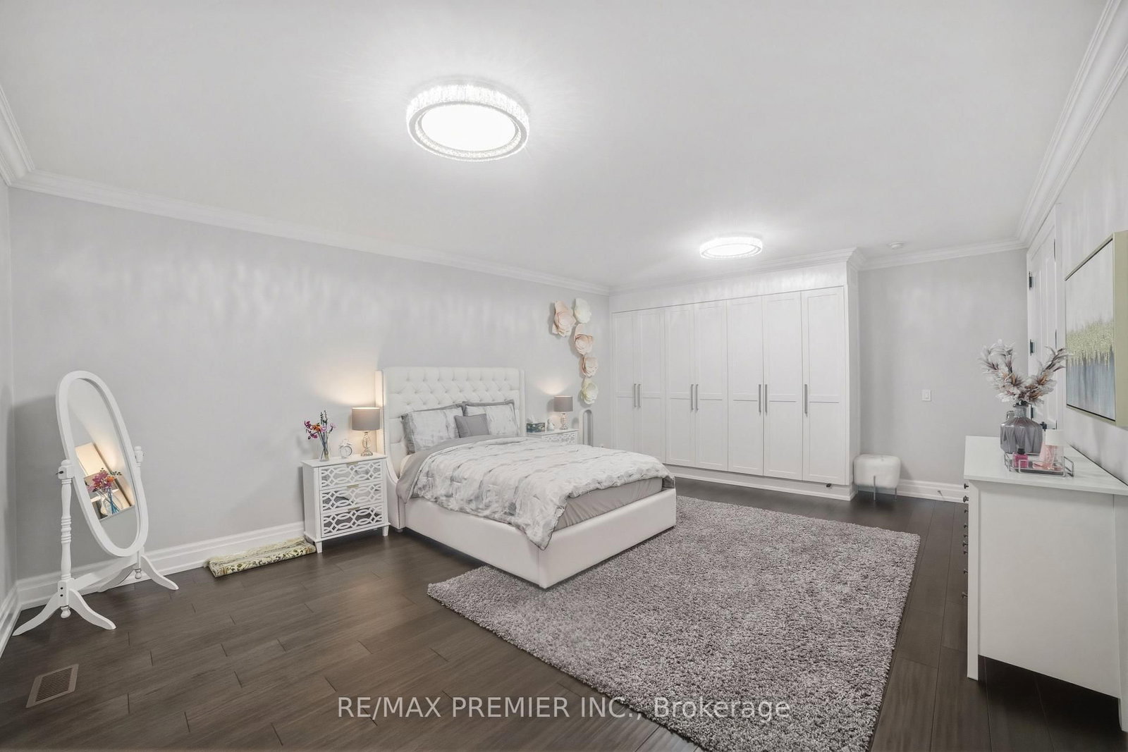 2180 King Vaughan Road • Vaughan, ON photo 13