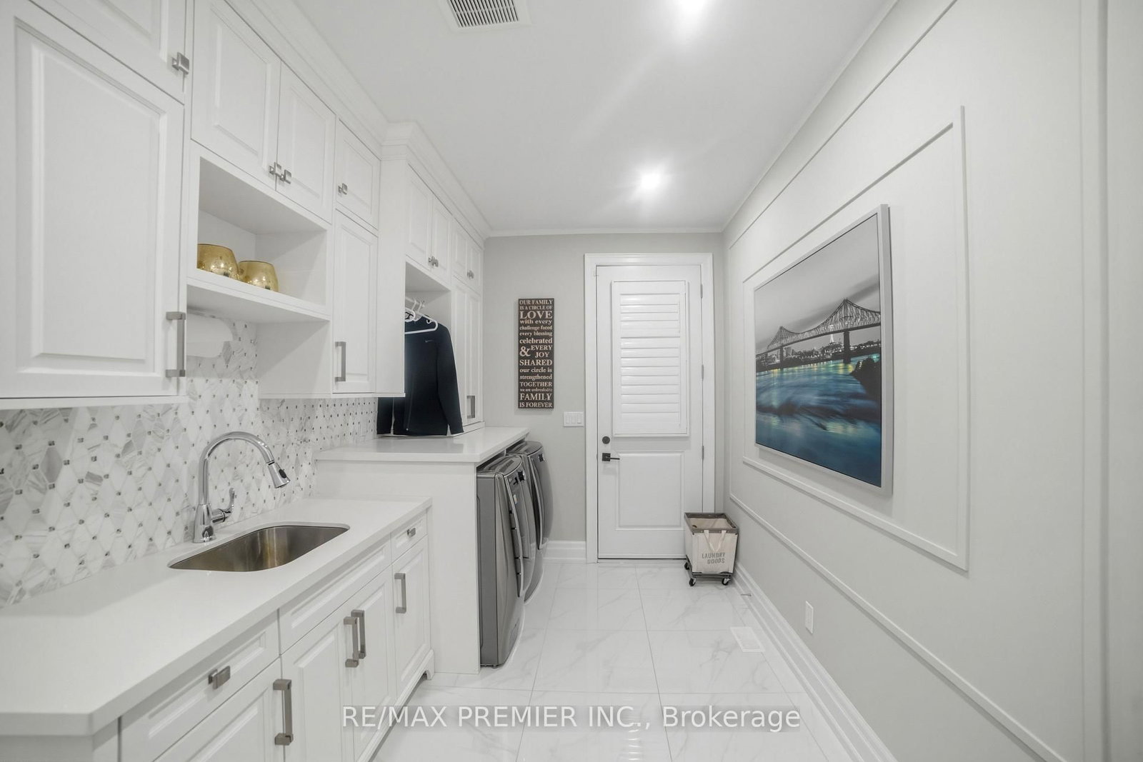 2180 King Vaughan Road • Vaughan, ON photo 25