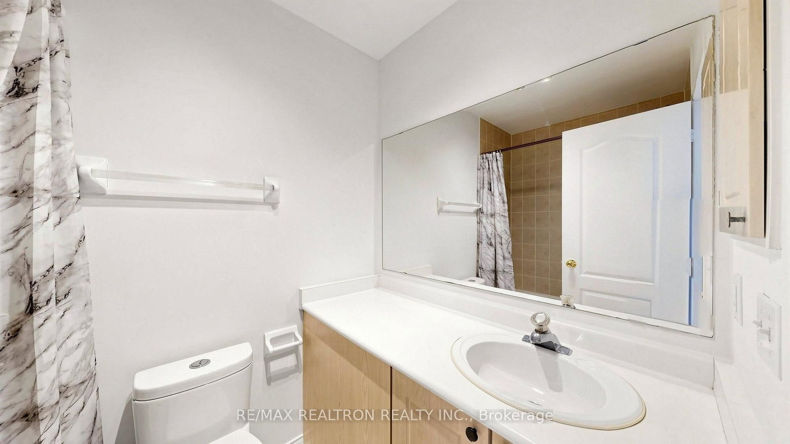 22 Belvia Drive • Vaughan, ON photo 37