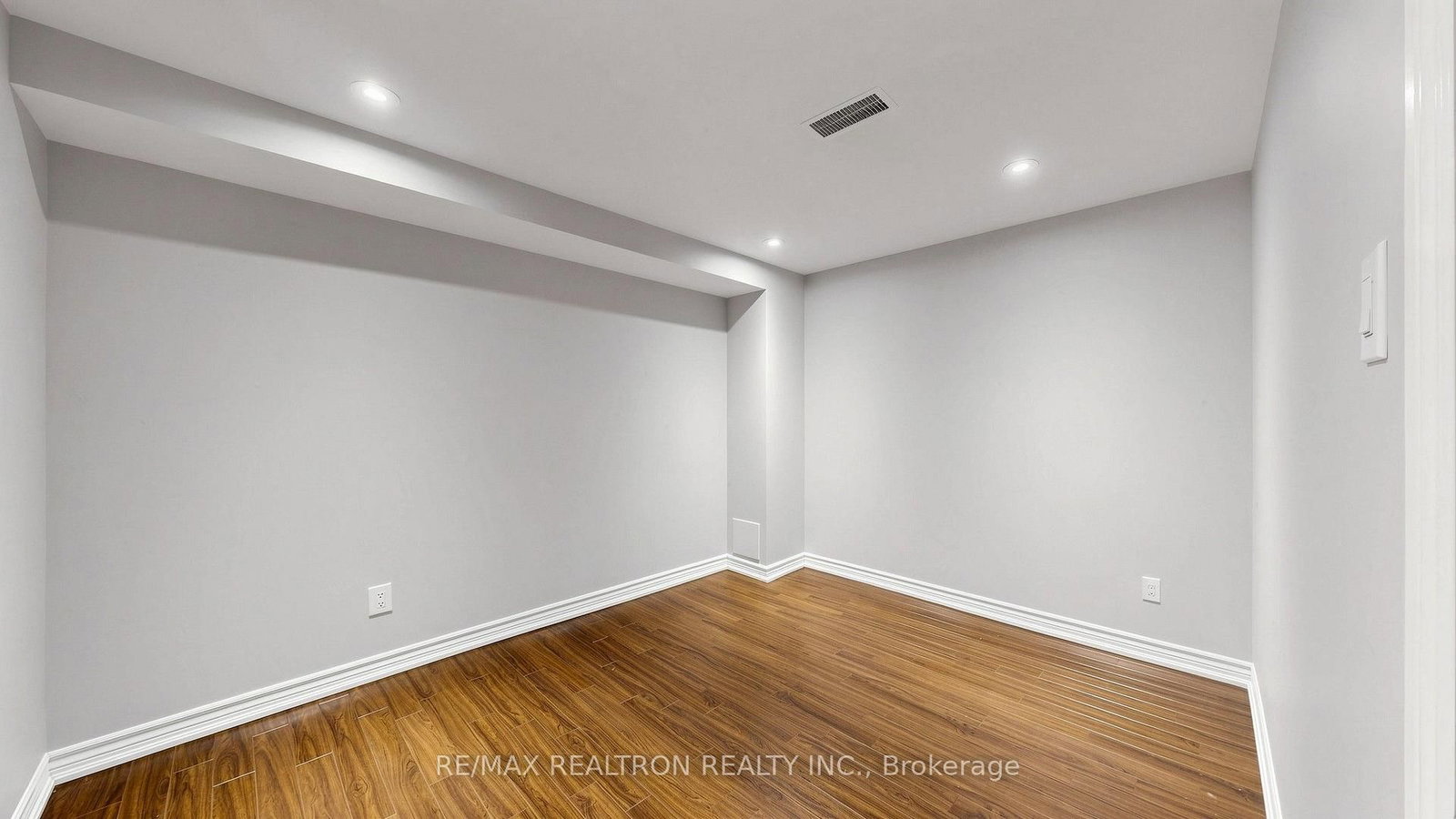 22 Belvia Drive • Vaughan, ON photo 44