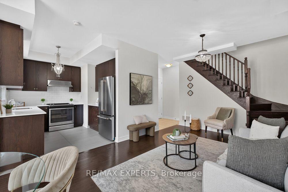 125 Kayla Crescent • #19 • Vaughan, ON photo 4