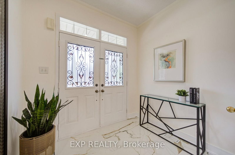 13 Kenilworth Gate