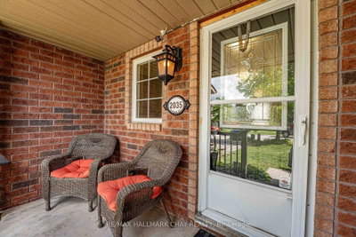 2035 Swan Street • Innisfil, ON photo 3