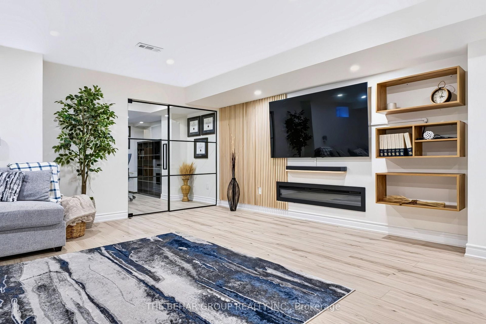 23 Carratuck Street • East Gwillimbury, ON photo 24