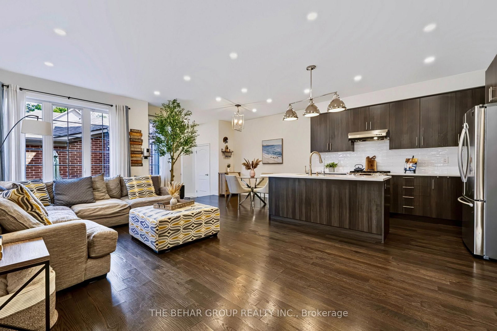 23 Carratuck Street • East Gwillimbury, ON photo 8