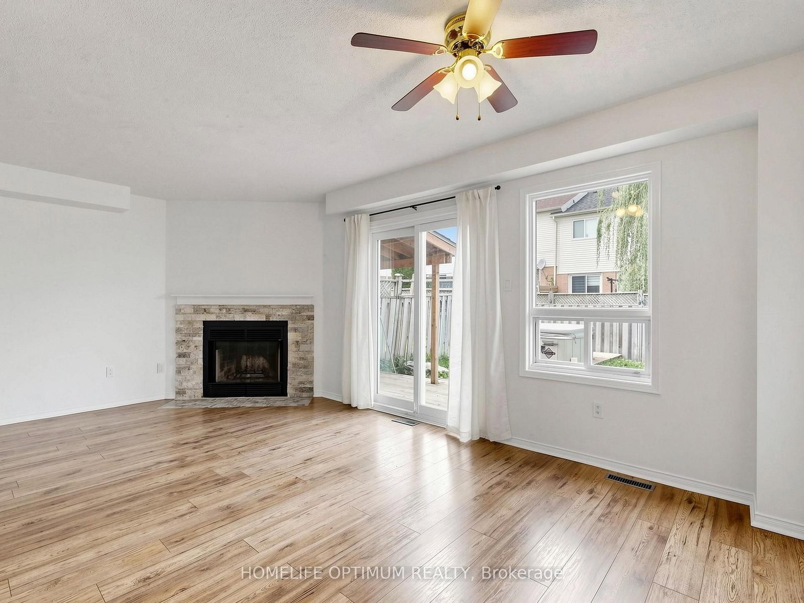 1258 Coleman Court • Innisfil, ON photo 5