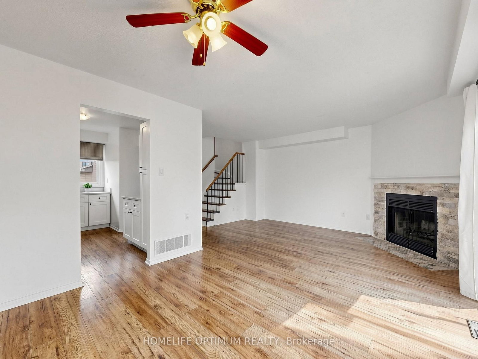 1258 Coleman Court • Innisfil, ON photo 6