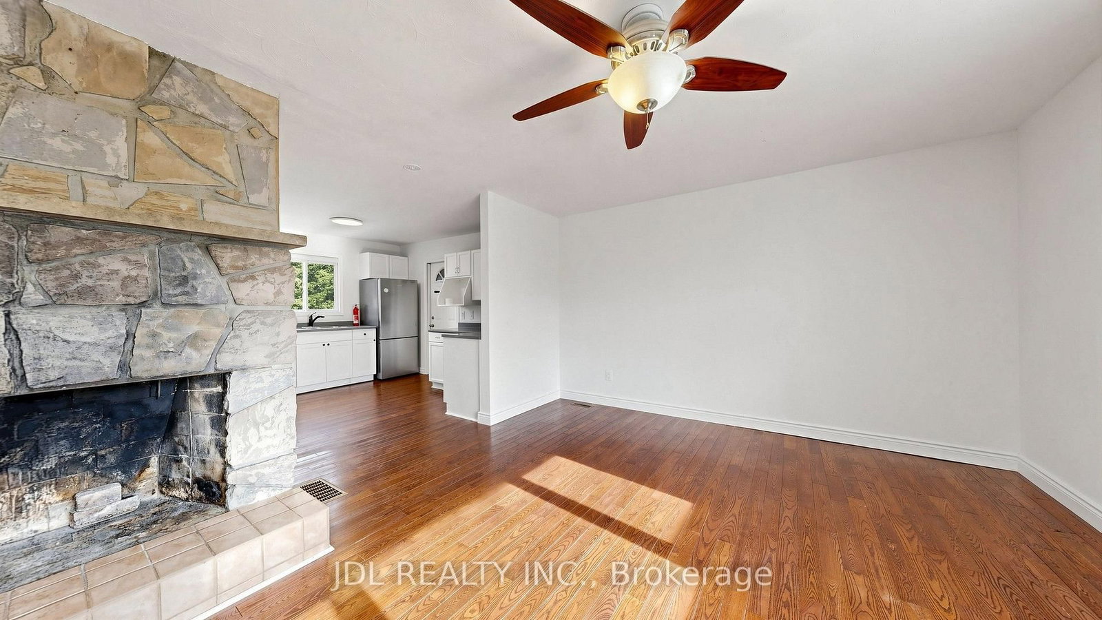 669 Lake Drive S • Georgina, ON photo 15