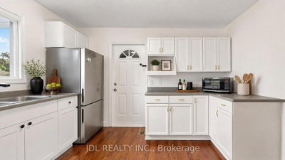 669 Lake Drive S • Georgina, ON photo 7