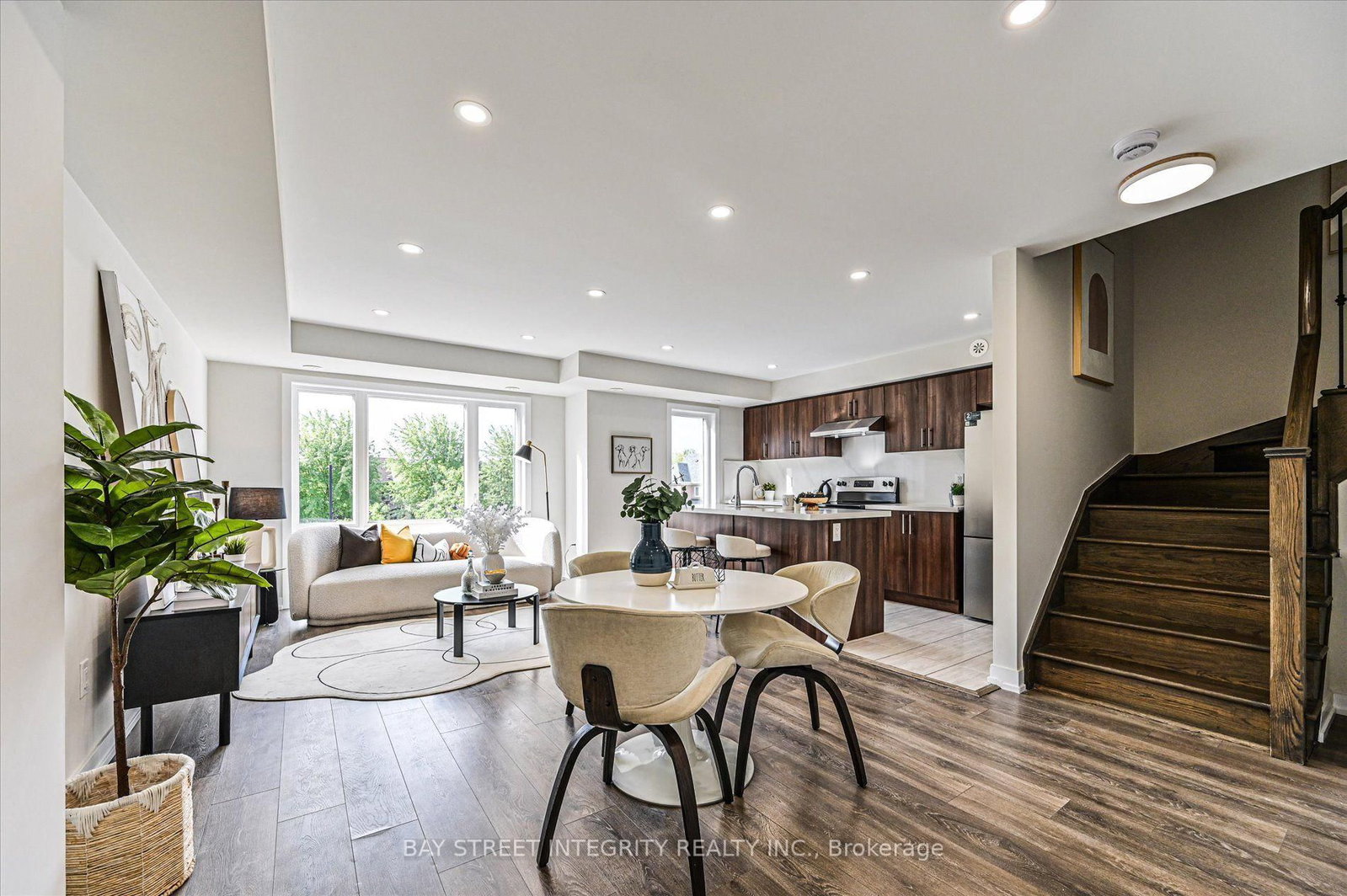 15 Westmeath Lane • #2916 • Markham, ON photo 4