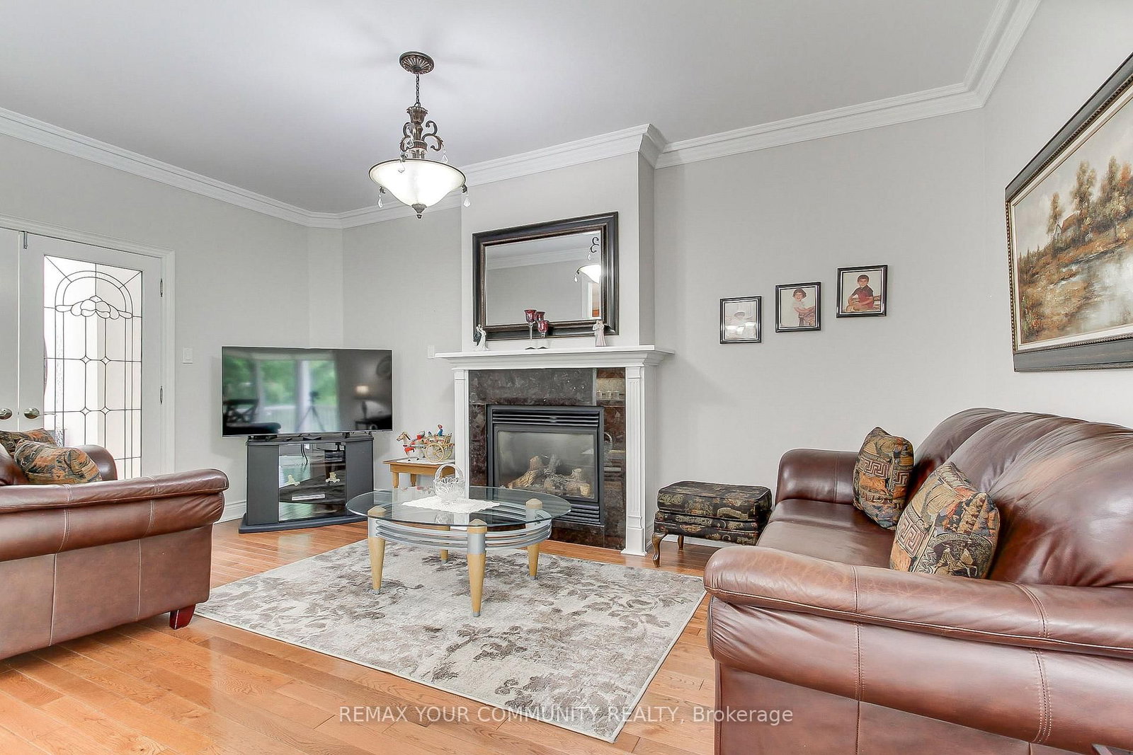 30 ELM GROVE Avenue • Richmond Hill, ON photo 16