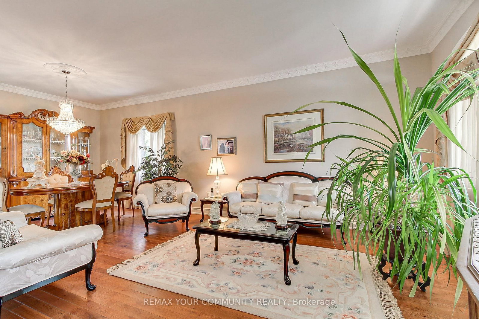 30 ELM GROVE Avenue • Richmond Hill, ON photo 19