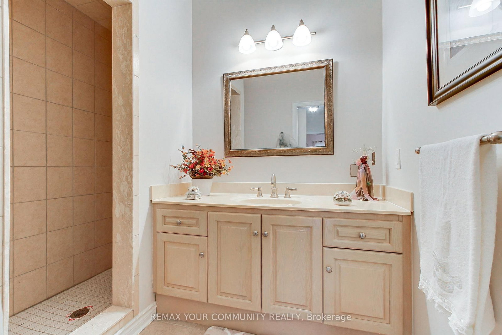 30 ELM GROVE Avenue • Richmond Hill, ON photo 27