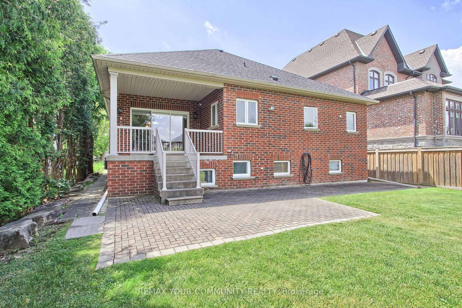 30 ELM GROVE Avenue • Richmond Hill, ON photo 38