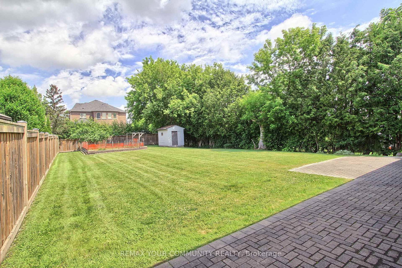 30 ELM GROVE Avenue • Richmond Hill, ON photo 39