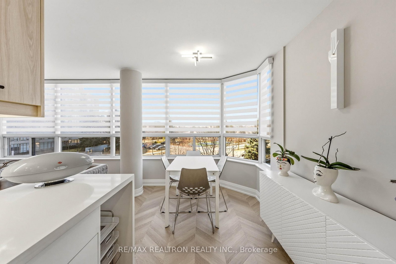 11 Townsgate Drive • #312 • Vaughan, ON photo 14