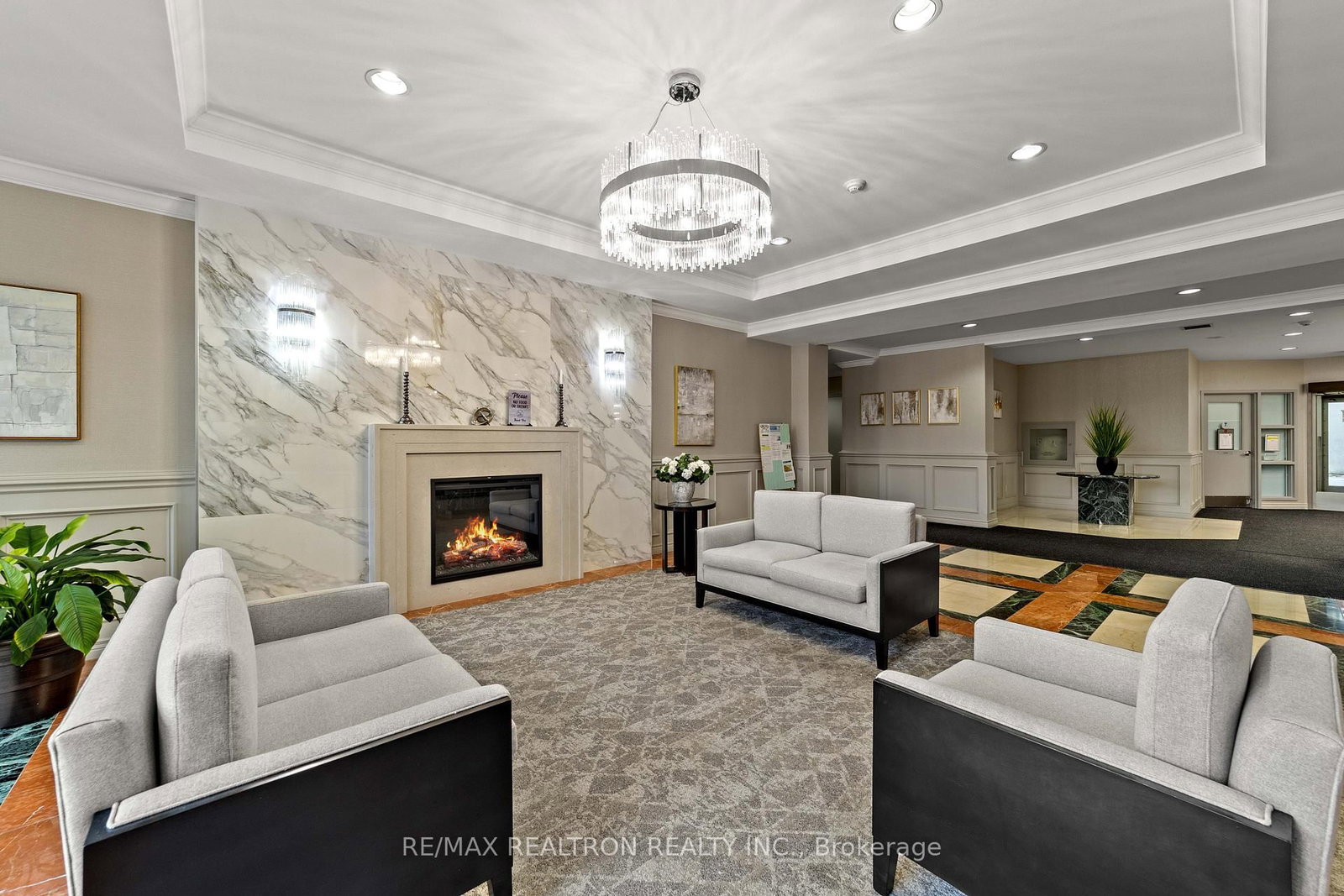 11 Townsgate Drive • #312 • Vaughan, ON photo 5