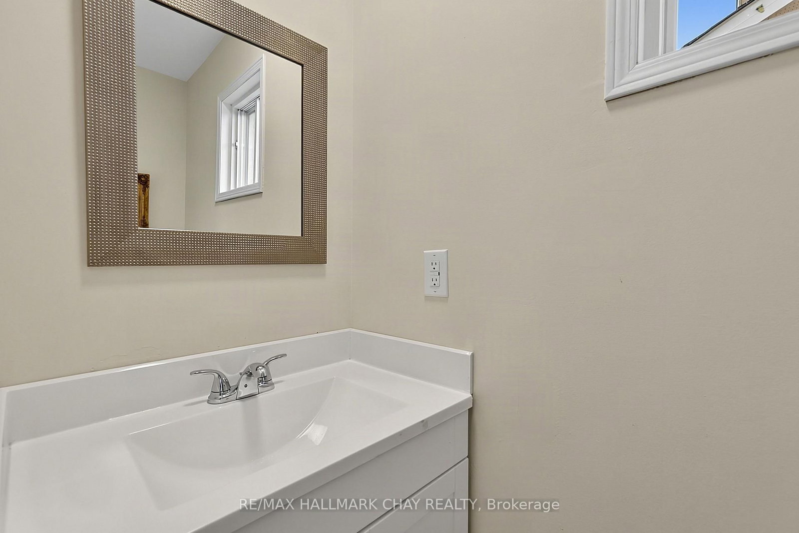436 Simcoe Road • Bradford West Gwillimbury, ON photo 25