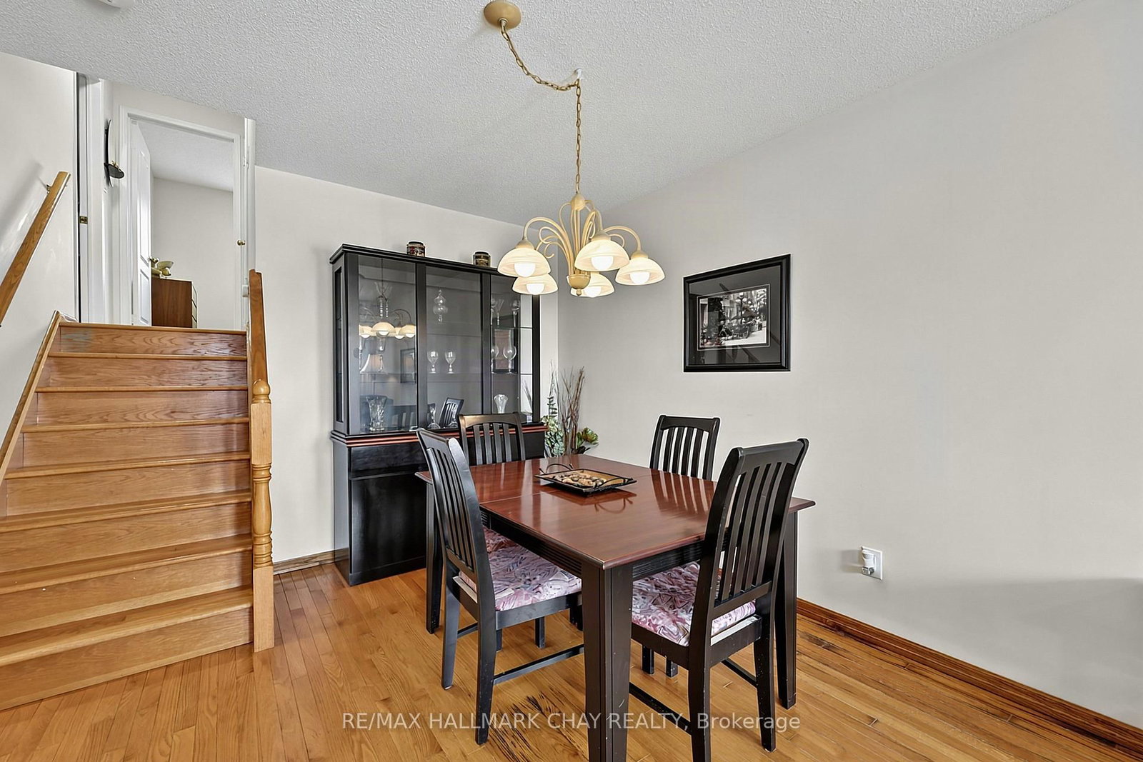 436 Simcoe Road • Bradford West Gwillimbury, ON photo 4