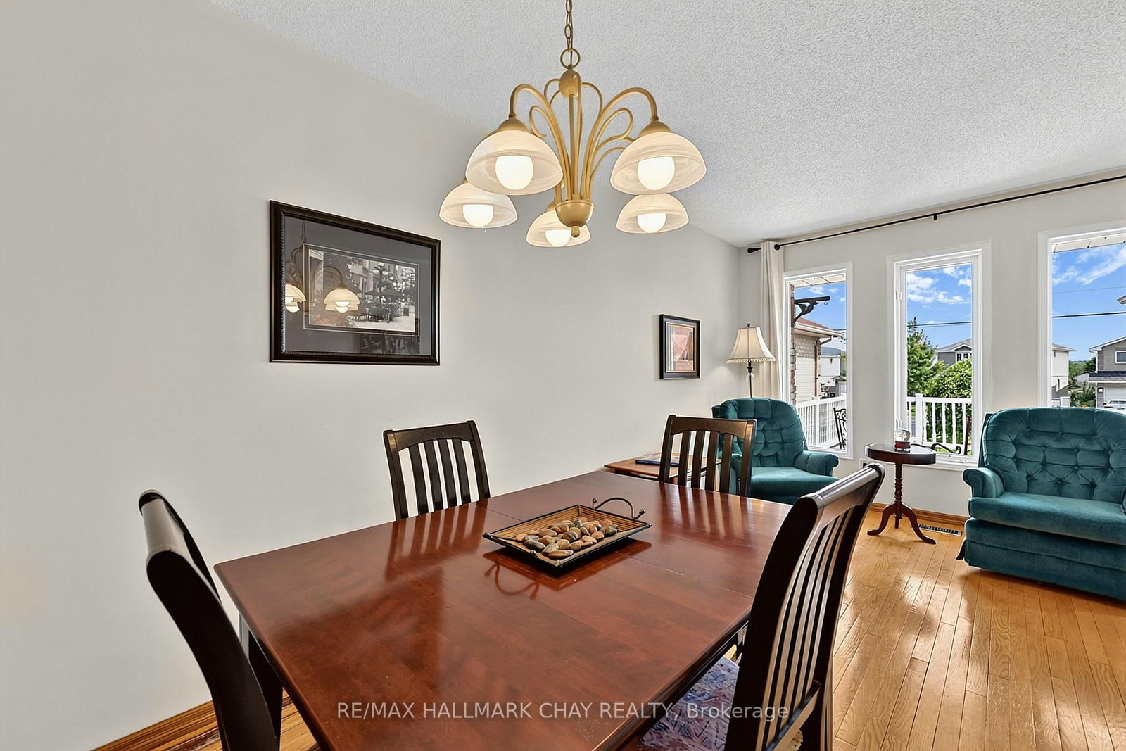 436 Simcoe Road • Bradford West Gwillimbury, ON photo 6