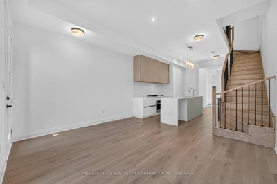 101 Alton Crescent • Vaughan, ON photo 3